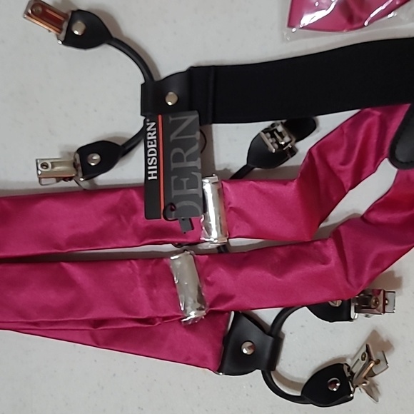 NWOT Hisdern Hot Pink suspenders, bowtie & pocket square set - Picture 2 of 5